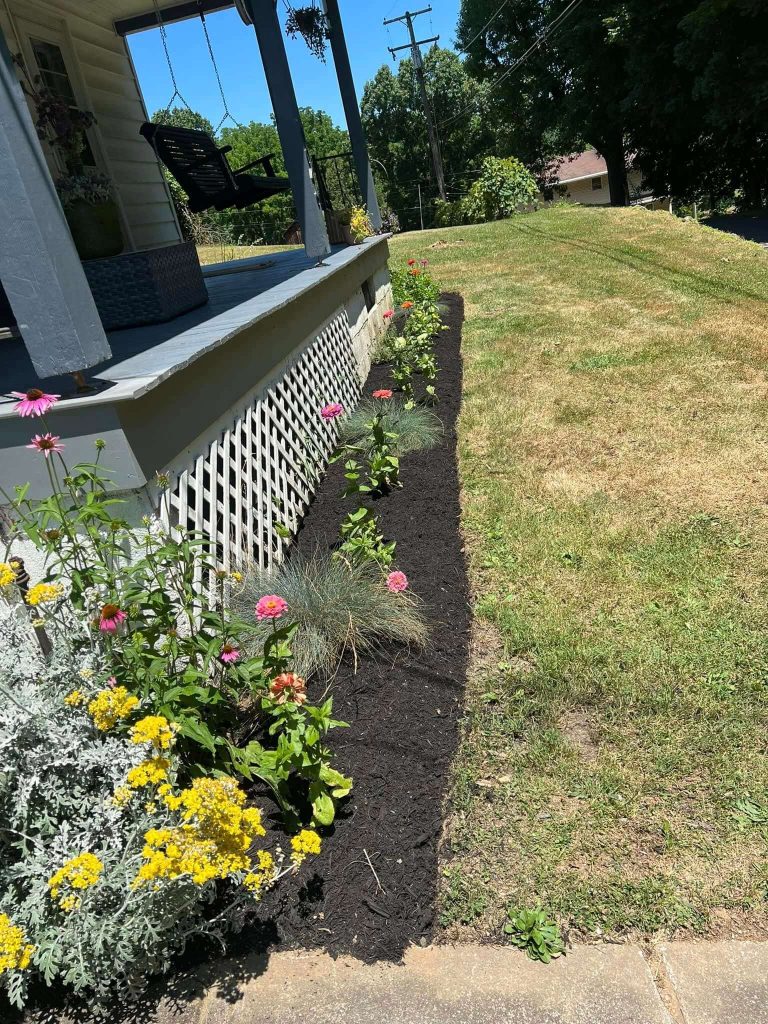 spring cleanup of mulch and flowers